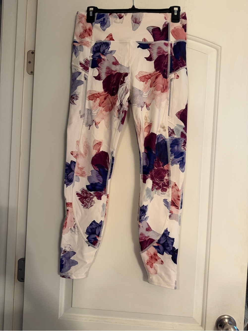 Athleta flowery tights
